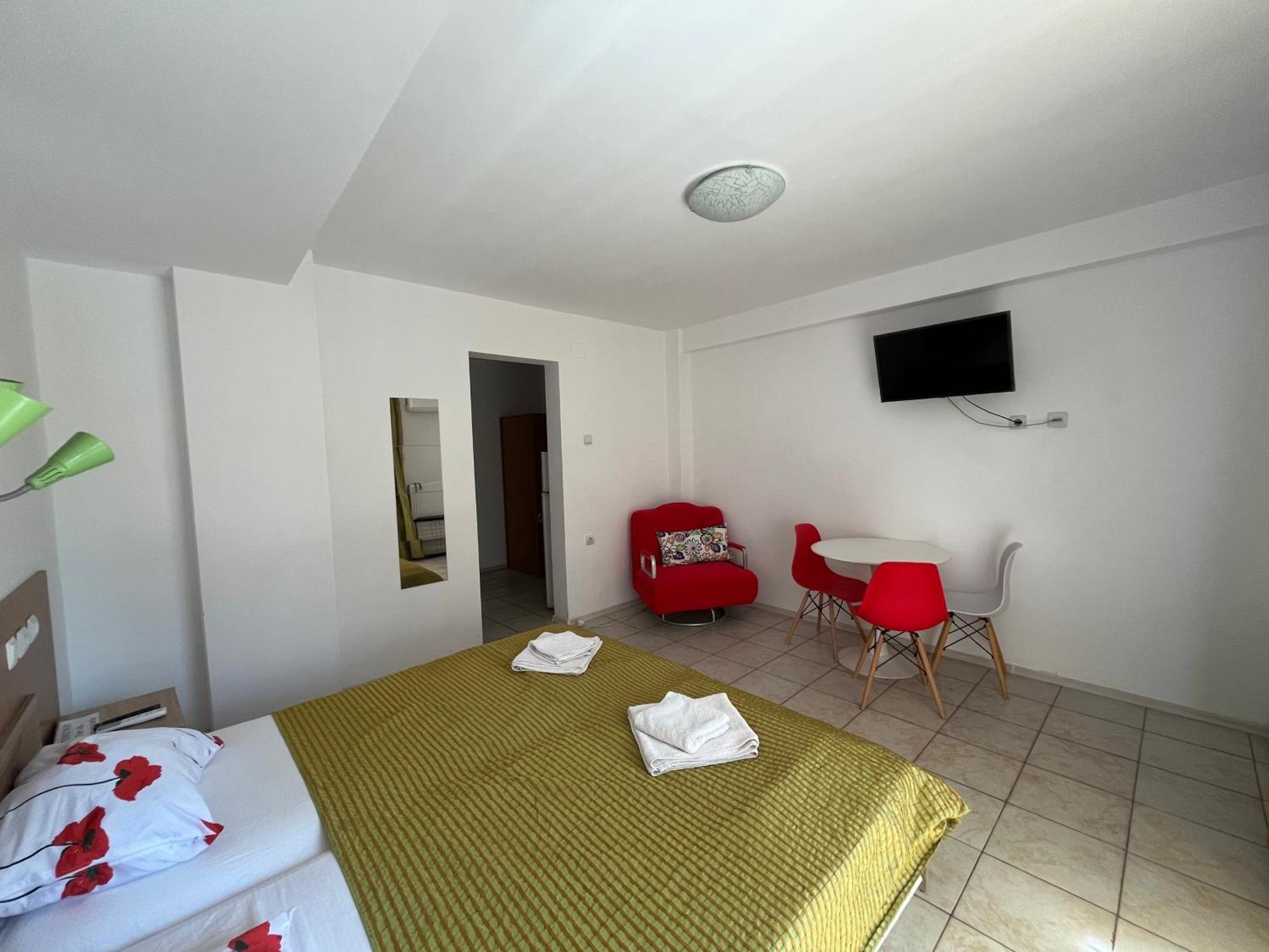 Garsoniere Victor Seaview Aer Conditionat Bucatarie Proprie Primim Carduri Vacanta 150 M De Plaja Reyna Beach Constanţa Extérieur photo